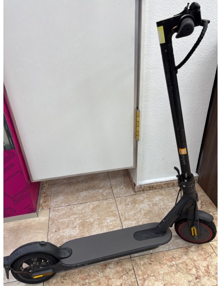 6-1-268150-1-Patinete Electrico Xiaomi Scooter 1S