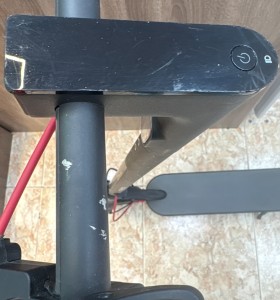 6-1-263875-1-Patinete Xiaomi scooter 4 2
