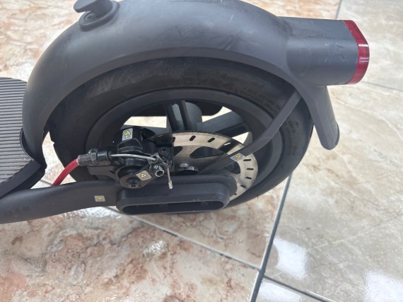 6-1-263875-3-Patinete Xiaomi scooter 4
