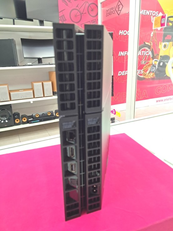 6-6-165835-3-Consola PS4 Fat 500Gb 