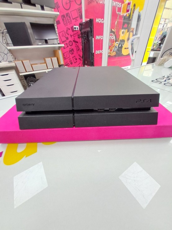 6-6-165835-4-Consola PS4 Fat 500Gb 