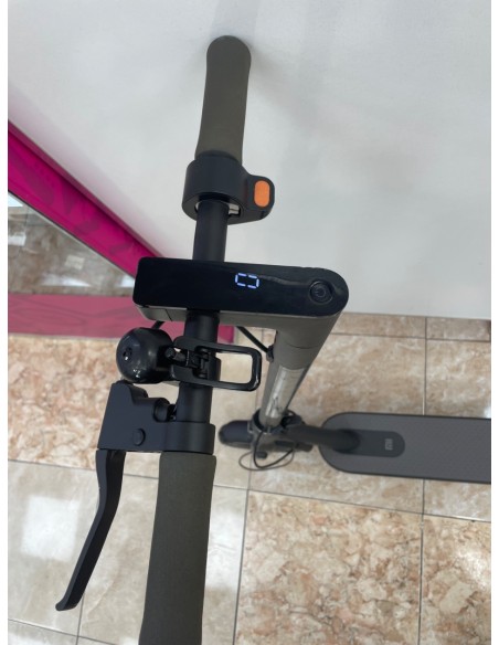 1-1-267220-2-Patinete Electrico Xiaomi Scooter Essential