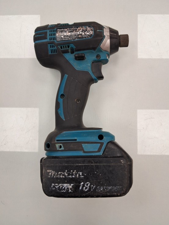 6-6-165919-2-Taladro Pistola De Impacto Makita DTD 152