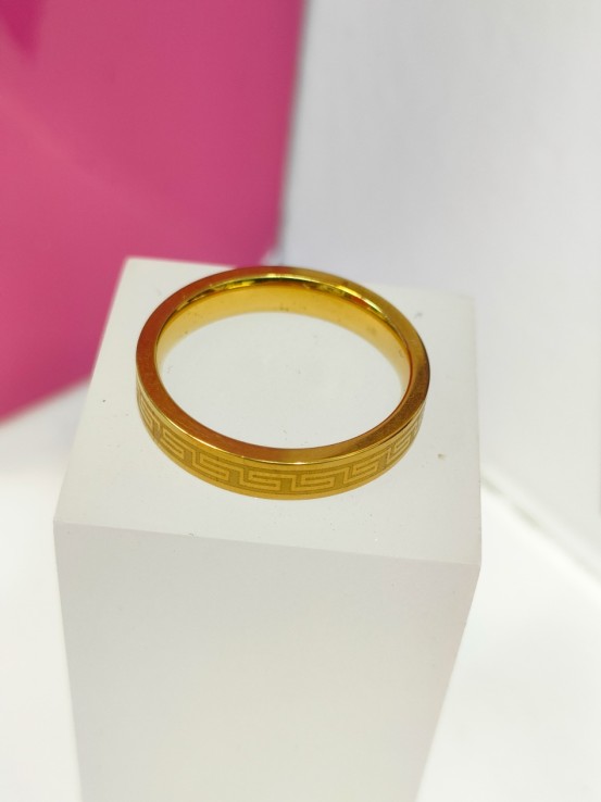 1-9-75801-1-Anillo acero dorado con patron greca T17