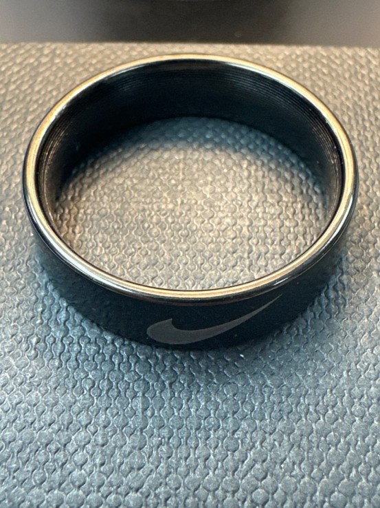 1-9-75778-1-Anillo acero negro nike T24