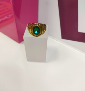 1-9-75665-1-Anillo acero dorado con piedra verde ovalada T21