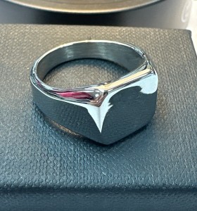 1-9-75648-1-Anillo acero plateado tipo sello T23