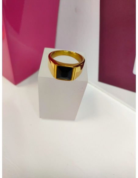 1-9-75527-1-Anillo acero dorado con piedra negra cuadrada T16