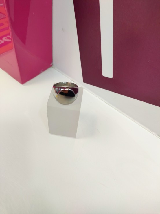 1-9-75482-1-Anillo acero plateado con sello T 20