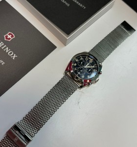 1-9-67646-1-Reloj Pulsera Premium Caballero Victorinox Infantry V241589