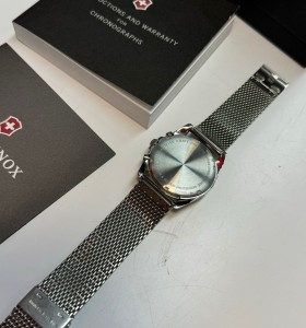 1-9-67646-1-Reloj Pulsera Premium Caballero Victorinox Infantry V241589 2