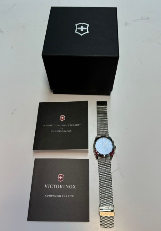 1-9-67646-4-Reloj Pulsera Premium Caballero Victorinox Infantry V241589