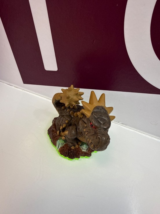 9-9-76188-2-Accesorio Skylander Bash