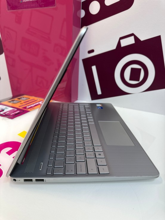 9-9-76239-2-Ordenador portátil hp 15s-fq4055ns intel i5-1155g7 16gb ram 512gb
