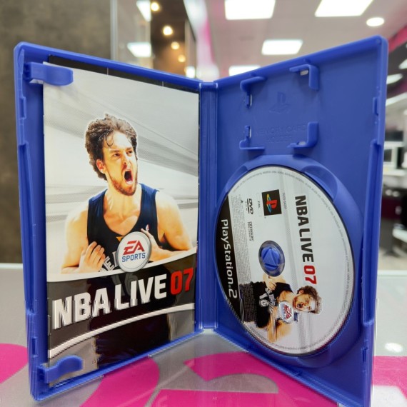 7-7-85043-2-Videojuego NBA Live 07