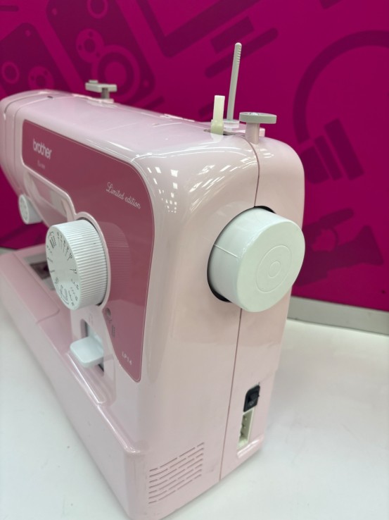 1-1-269805-4-Maquina Coser Brother LP14 Edición Limitada 