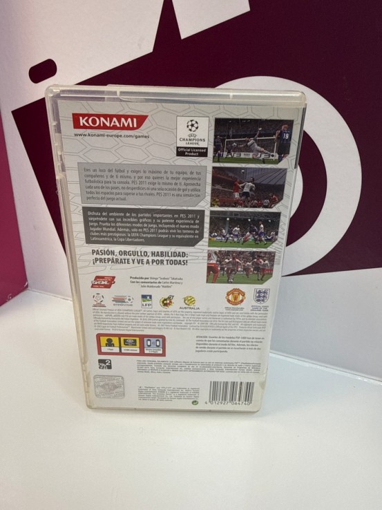 9-9-74447-3-Videojuego PSP pes 2011