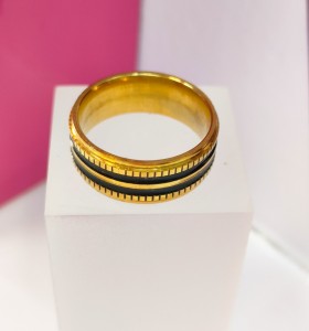 8-9-75764-1-Anillo acero dorado con dos lineas negras T18