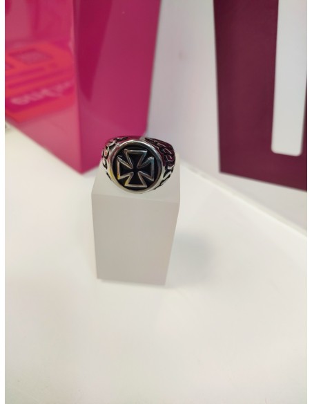 8-9-75484-1-Anillo acero plateado tipo cruz de hierro T26