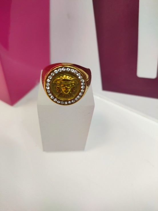 8-9-75555-1-Anillo acero dorado con simbolo de versace T24