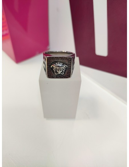 8-9-75468-1-Anillo acero plateado sello versace T24