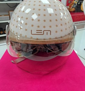 6-6-167530-1-Casco LEM