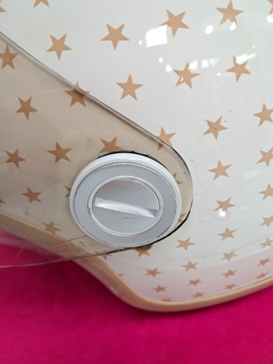 6-6-167530-4-Casco LEM