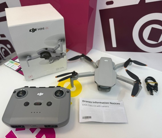 9-9-74007-5-Dron DJI Mini 4K