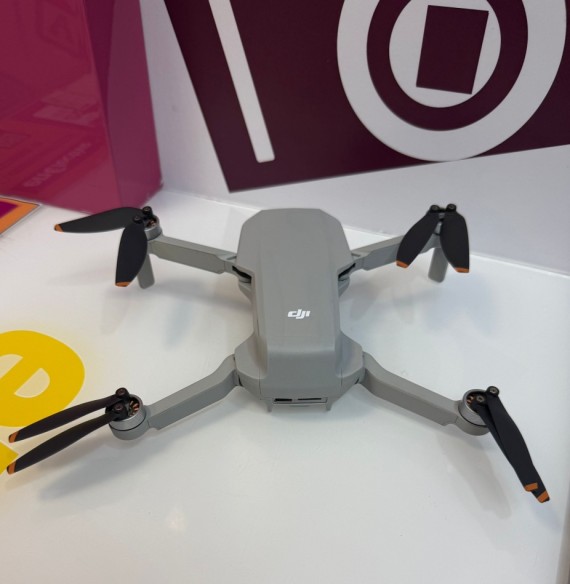 9-9-74007-7-Dron DJI Mini 4K