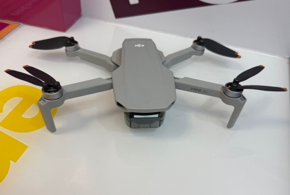 9-9-74007-9-Dron DJI Mini 4K