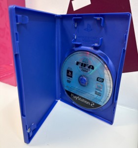 9-9-74456-1-Videojuego PS2 fifa football 2004 2