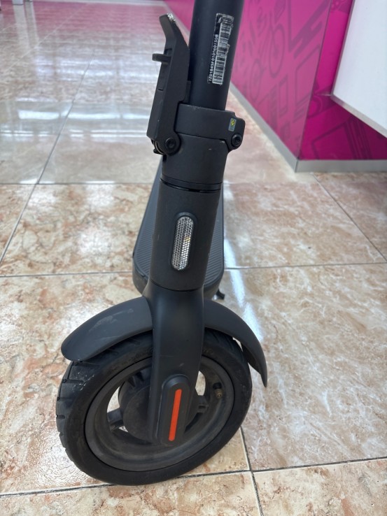 1-1-269909-5-Patinete Electrico Xiaomi Scooter 4 Pro 2Gen