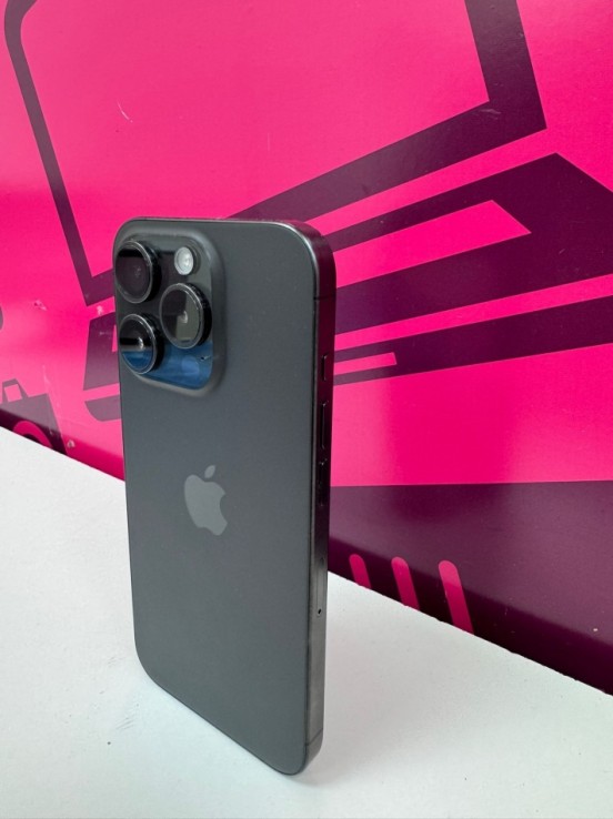 7-1-258123-8-Smartphone Iphone 15 Pro 128Gb Black Titanium bat88 SIN GARANTIA