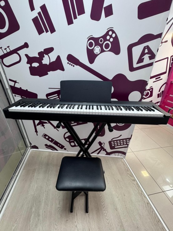 9-9-74513-1-Teclado Electrónico Yamaha P-145b 