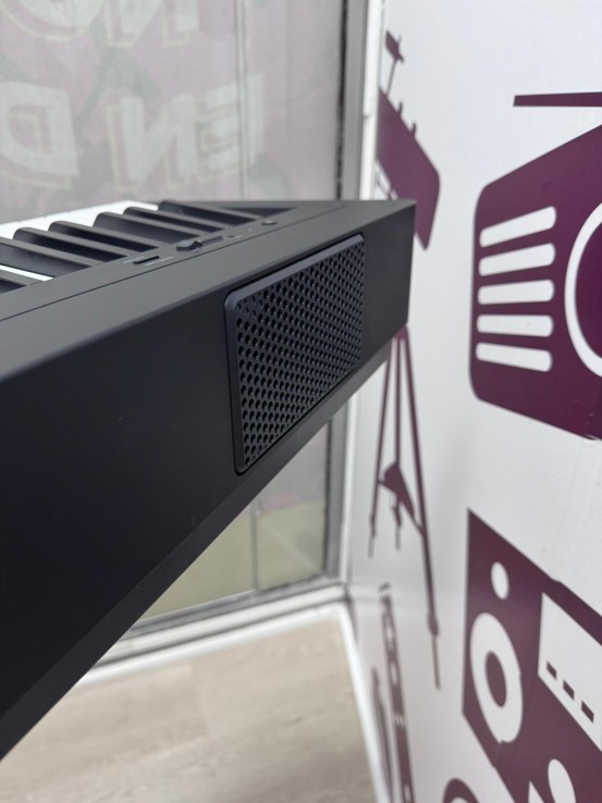 9-9-74513-8-Teclado Electrónico Yamaha P-145b 