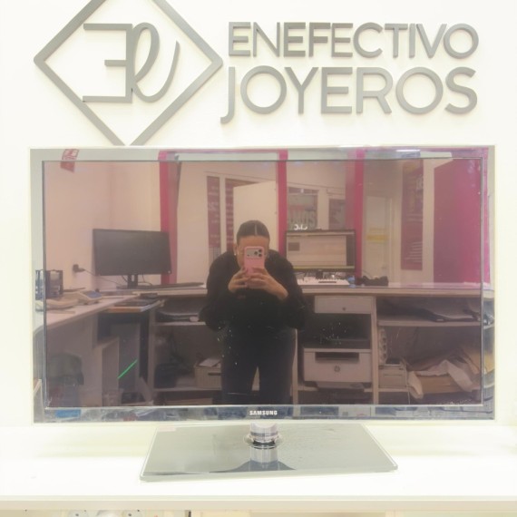 7-7-85467-1-Televisor LCD Samsung UE40D5000PW