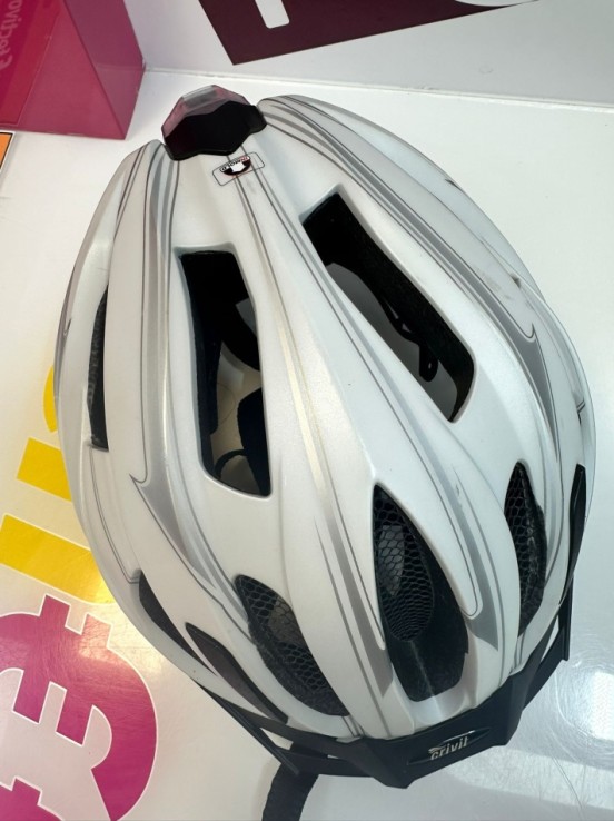 9-9-76136-2-Casco ciclismo crivit sp61 Talla s m (54-60cm)