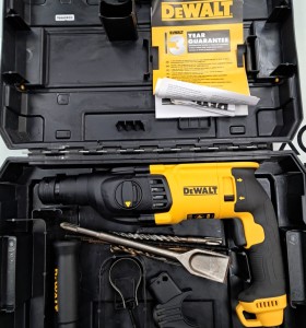 6-6-167706-1-Taladro Electrico Dewalt D25133