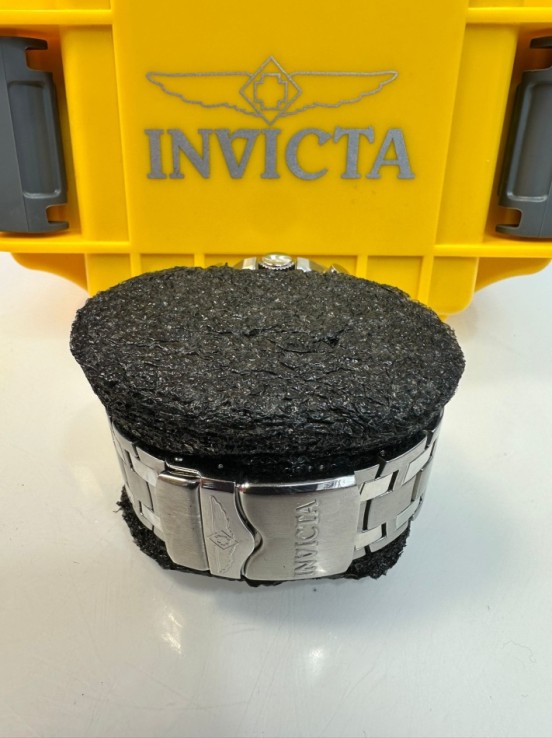 9-9-76334-5-Reloj Pulsera Caballero Invicta Bolt 34117