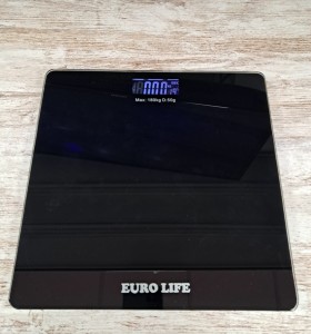 6-6-167730-1-Bascula Baño Euro Life