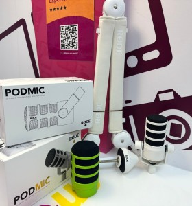 9-9-76118-1-Microfono rode podmic brazo