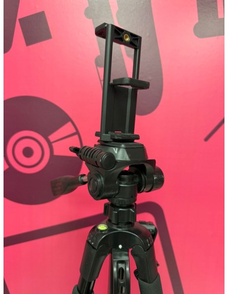 8-8-76434-3-Tripode Action Lab31