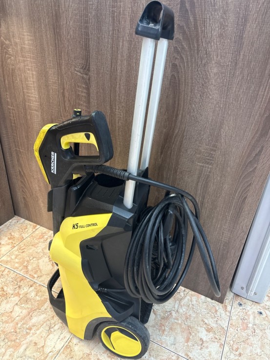 1-1-267687-2-Limpiadora Alta Presion KARCHER K5 Full Control