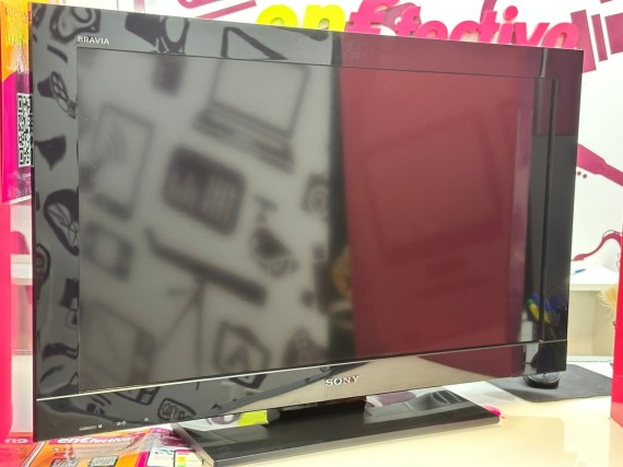 9-9-76353-1-Televisor LED Sony Kdl-32bx300 