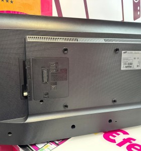 9-9-76355-1-Televisor LED Samsung Ue32j4000awxxc 2