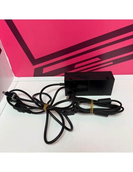 8-8-76445-1-Consola Xbox One 1540 365GB