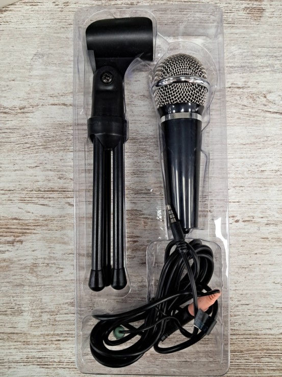 6-6-167703-2-Microfono Trust Starzz