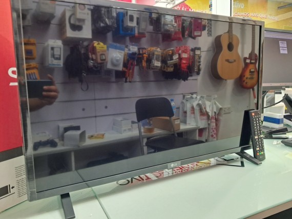 6-6-167841-1-Televisor LED Smart TV 32 LG 32LM63