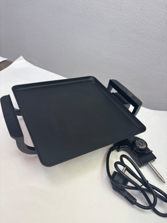 1-1-270042-1-Parrillas Y Planchas 28x28Cm 