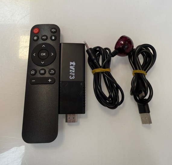 9-9-76360-1-Accesorio Proyección Android TV Stick Tvr3